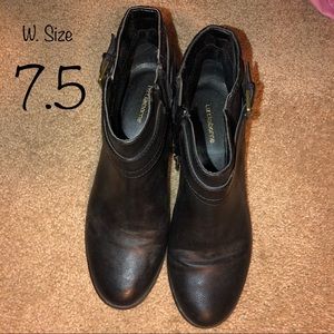 LIZ Claiborne Ankle Boots